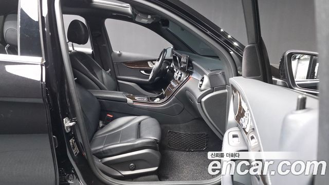Mercedes-Benz GLC-Class GLC300 4MATIC