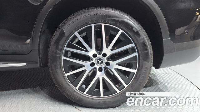 Mercedes-Benz GLC-Class GLC300 4MATIC