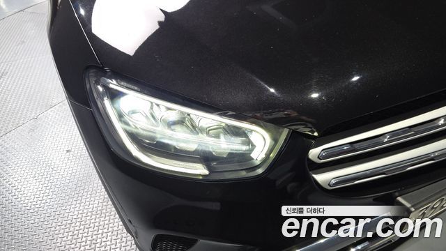 Mercedes-Benz GLC-Class GLC300 4MATIC