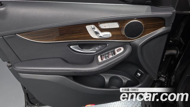 Mercedes-Benz GLC-Class GLC300 4MATIC