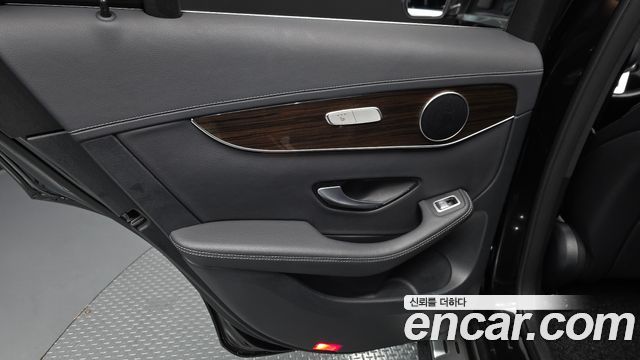 Mercedes-Benz GLC-Class GLC300 4MATIC