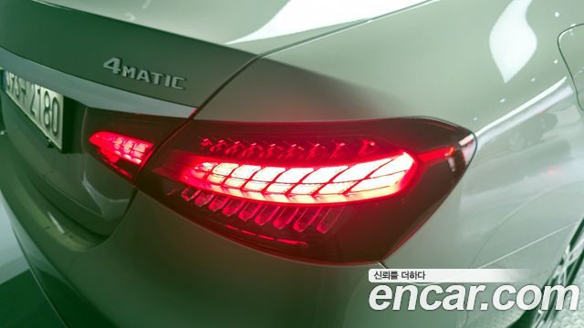 Mercedes-Benz E-Class E350 4MATIC Avantgarde
