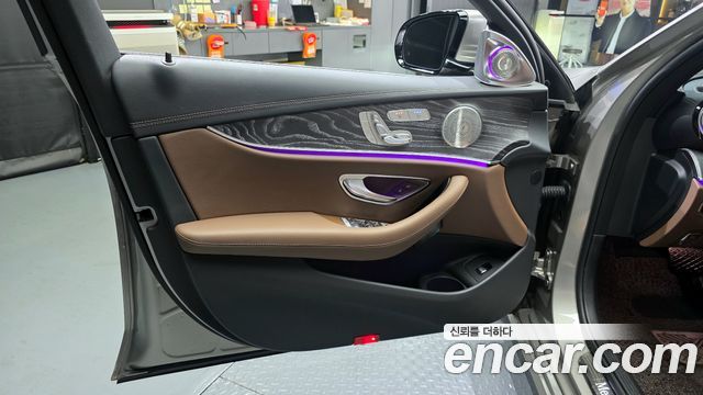 Mercedes-Benz E-Class E350 4MATIC Avantgarde