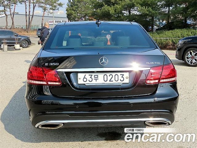 Mercedes-Benz E-Class E350 BlueTec 4MATIC