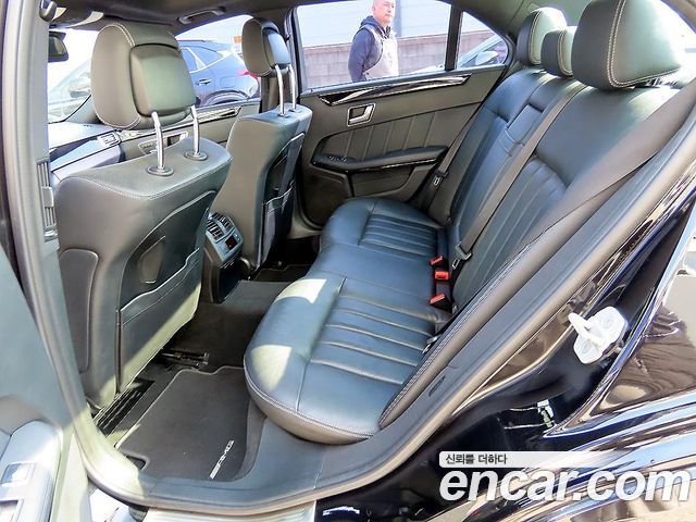 Mercedes-Benz E-Class E350 BlueTec 4MATIC