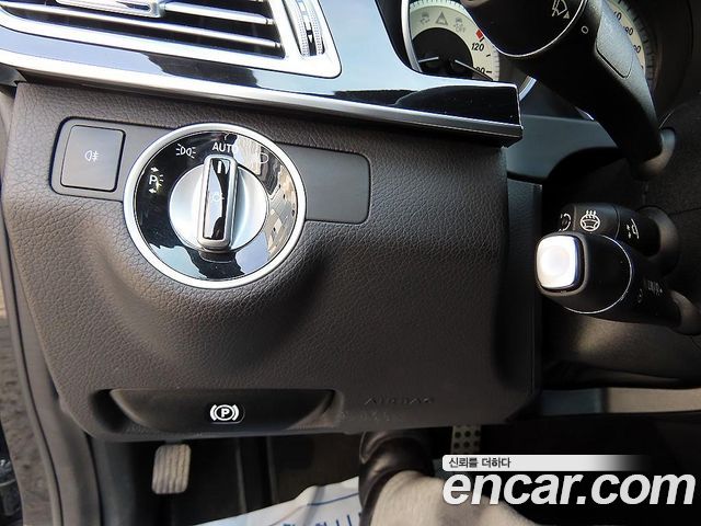 Mercedes-Benz E-Class E350 BlueTec 4MATIC