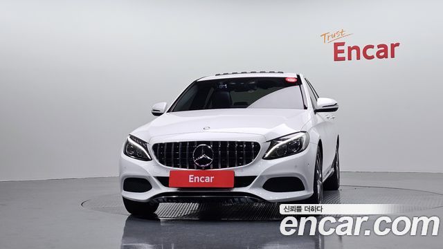 Mercedes-Benz C-Class C200 Avantgarde