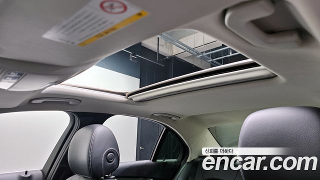 Mercedes-Benz C-Class C200 Avantgarde