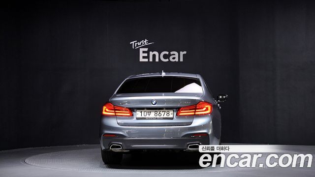 BMW 5-Series 520d xDrive M Sport Package