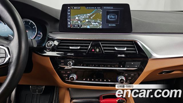 BMW 5-Series 520d xDrive M Sport Package