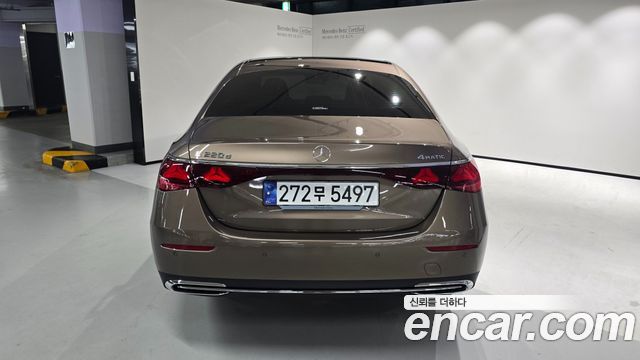 Mercedes-Benz E-Class E220d 4MATIC Exclusive