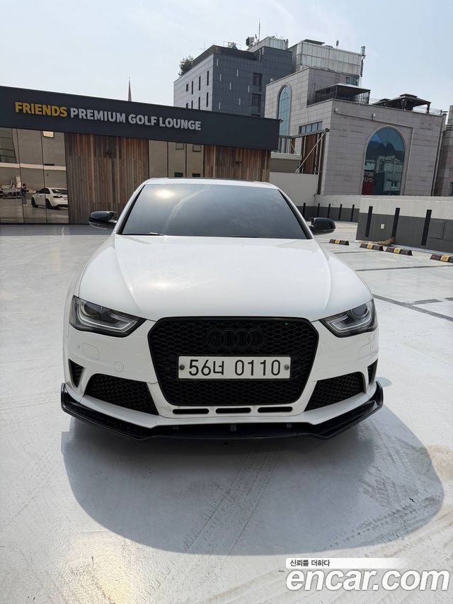 Audi A4 30 TDI Dynamic