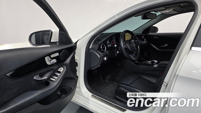 Mercedes-Benz C-Class C200