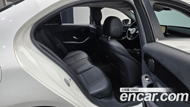 Mercedes-Benz C-Class C200
