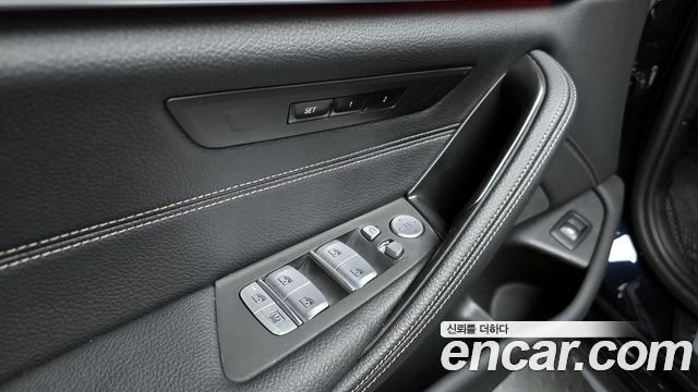 BMW 5-Series 520i M Sport