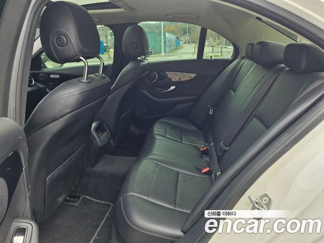 Mercedes-Benz C-Class C200