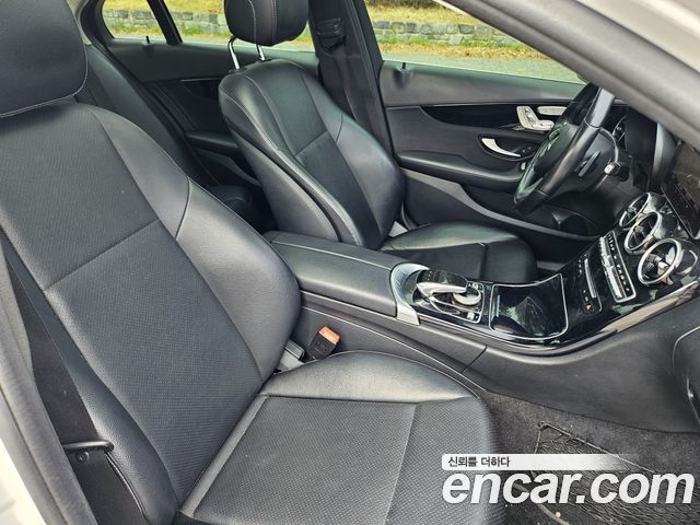 Mercedes-Benz C-Class C200