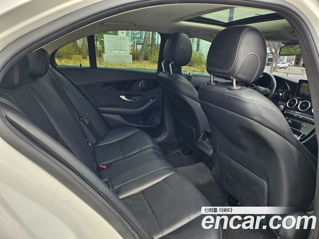 Mercedes-Benz C-Class C200