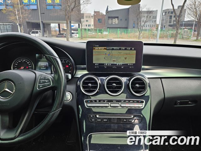 Mercedes-Benz C-Class C200