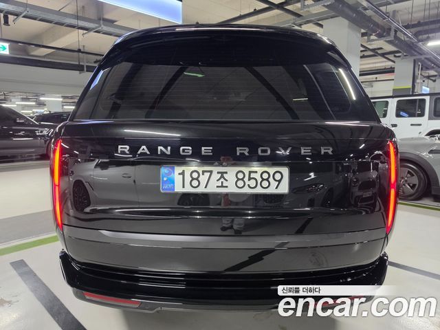 Land Rover Range Rover D350 Autobiography Long Wheel Base