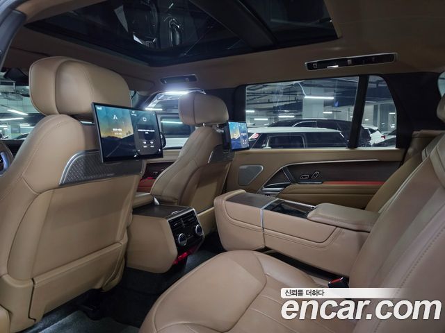 Land Rover Range Rover D350 Autobiography Long Wheel Base