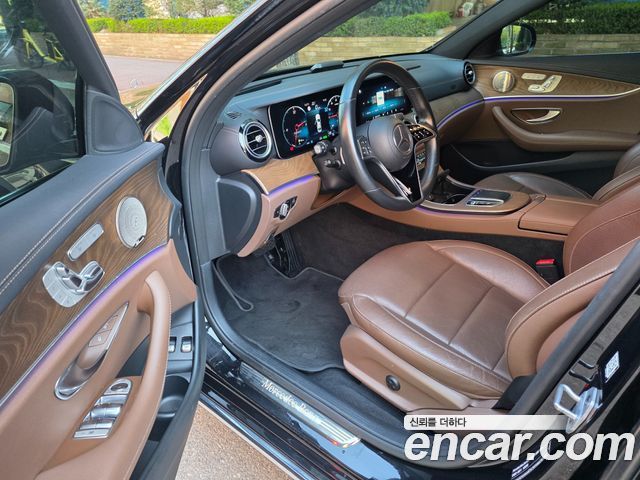 Mercedes-Benz E-Class E300e 4MATIC Exclusive
