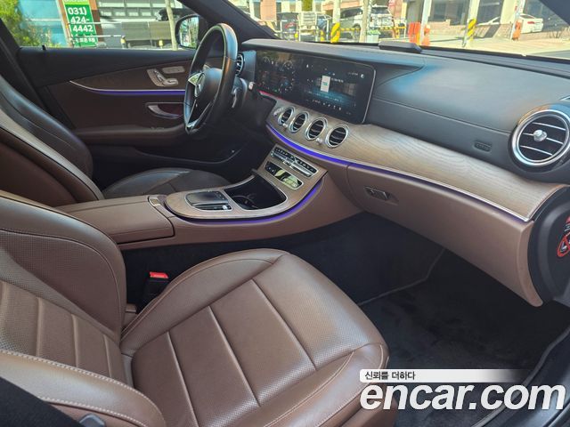 Mercedes-Benz E-Class E300e 4MATIC Exclusive