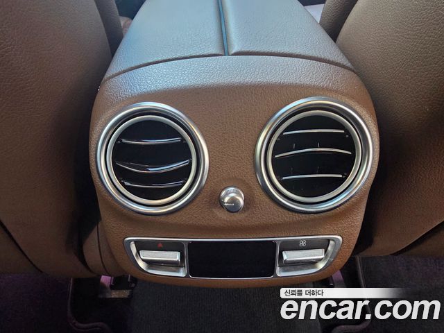 Mercedes-Benz E-Class E300e 4MATIC Exclusive