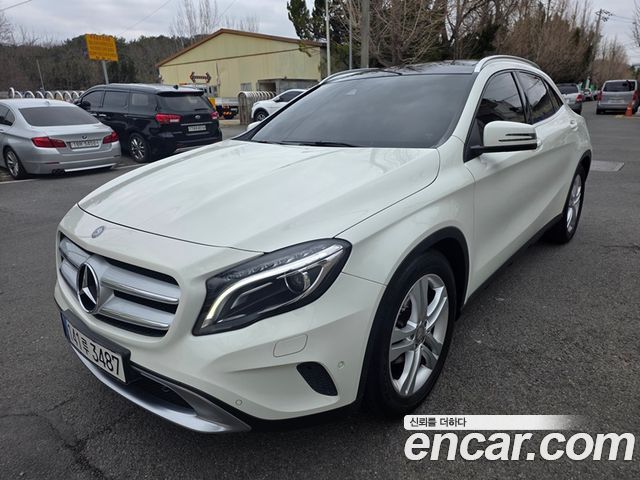 Mercedes-Benz GLA-Class GLA200 d 4MATIC