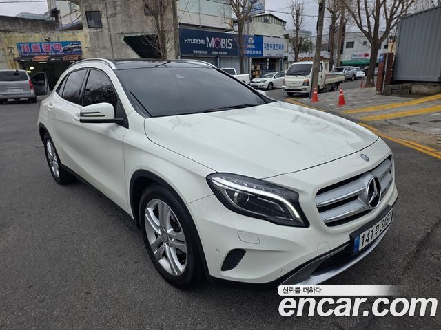 Mercedes-Benz GLA-Class GLA200 d 4MATIC