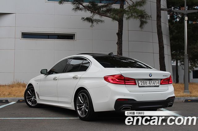 BMW 5-Series 520d M Sport package