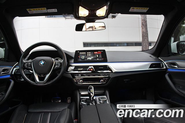 BMW 5-Series 520d M Sport package