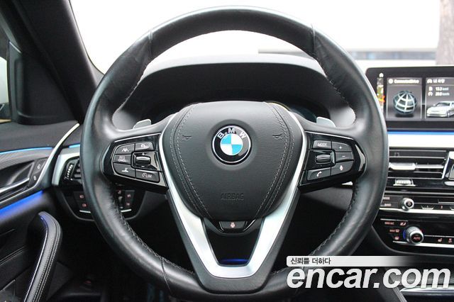 BMW 5-Series 520d M Sport package