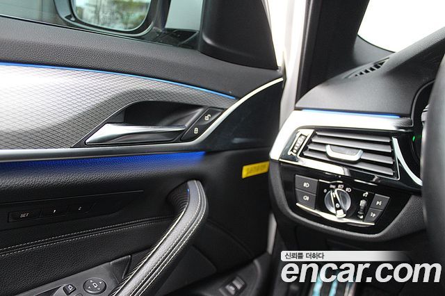 BMW 5-Series 520d M Sport package