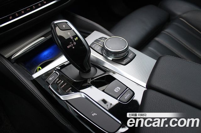 BMW 5-Series 520d M Sport package