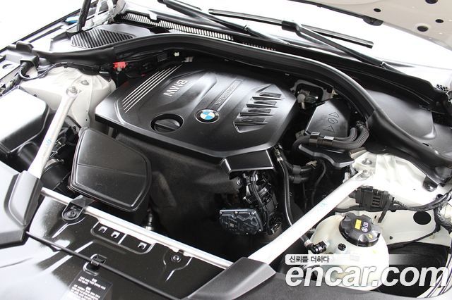 BMW 5-Series 520d M Sport package