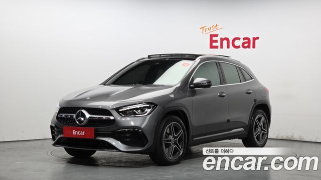 Mercedes-Benz GLA-Class GLA250 4MATIC