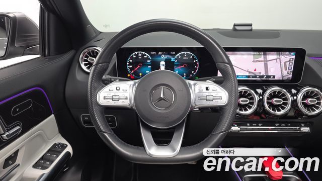 Mercedes-Benz GLA-Class GLA250 4MATIC