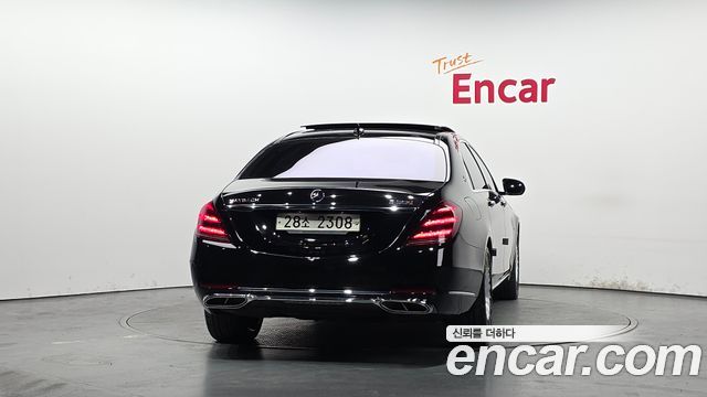 Mercedes-Benz S-Class Maybach S560 4MATIC