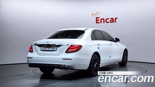Mercedes-Benz E-Class E220d Exclusive