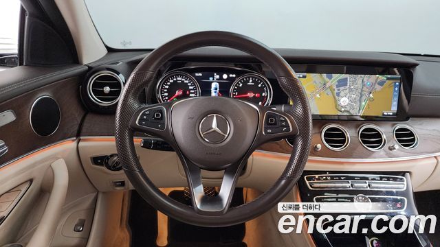 Mercedes-Benz E-Class E220d Exclusive