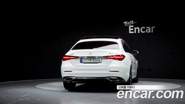 Mercedes-Benz C-Class C200 4MATIC Avantgarde