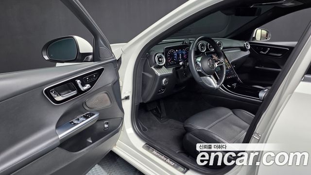 Mercedes-Benz C-Class C200 4MATIC Avantgarde