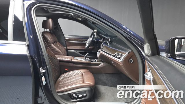 BMW 7-Series 730d xDrive Design Pure Excellence