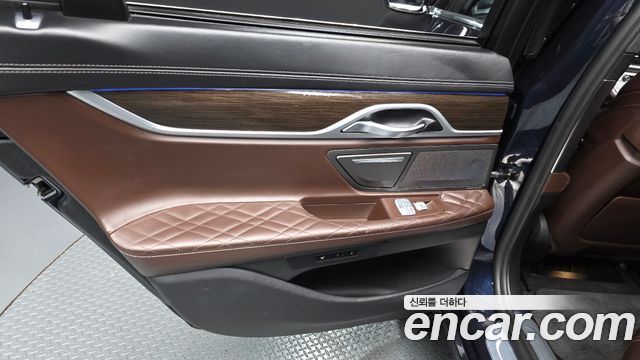 BMW 7-Series 730d xDrive Design Pure Excellence