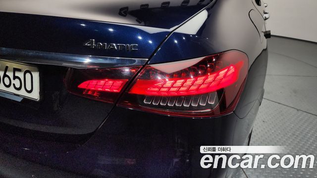 Mercedes-Benz E-Class E350 4MATIC AMG Line Edition