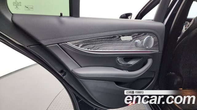 Mercedes-Benz E-Class E350 4MATIC AMG Line Edition
