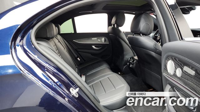 Mercedes-Benz E-Class E350 4MATIC AMG Line Edition
