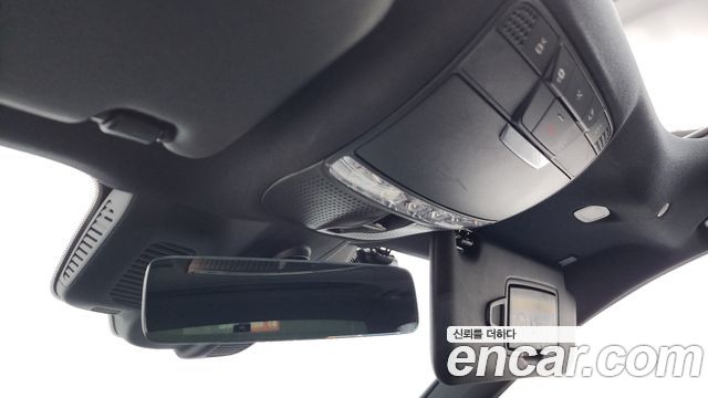 Mercedes-Benz E-Class E350 4MATIC AMG Line Edition