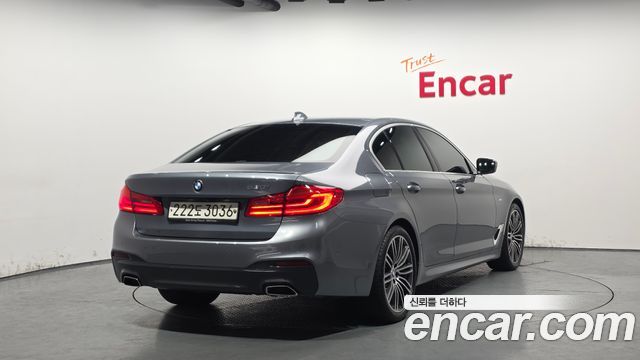 BMW 5-Series 530i M Sport Package Plus